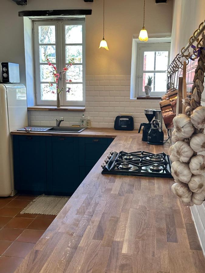Вилла The Snug House Maurens  Экстерьер фото