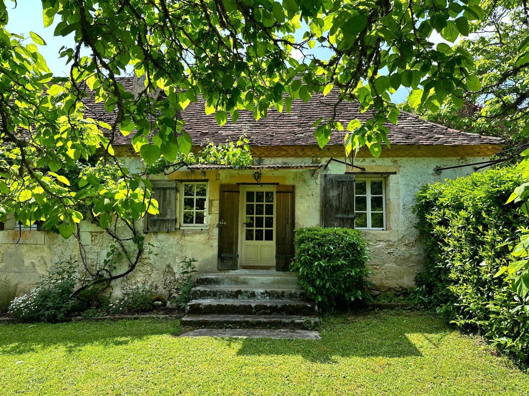 Вилла The Snug House Maurens  Экстерьер фото